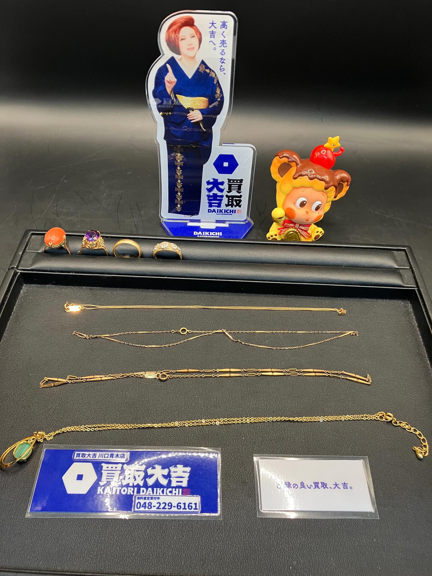 アクセサリーをお譲りいただきました♪